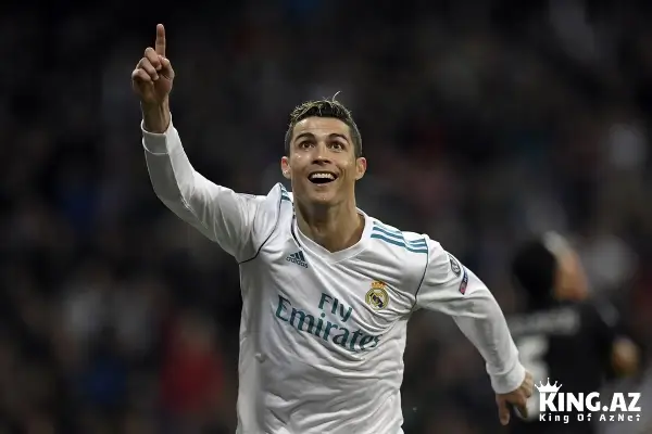 Ronaldu "Forbes" jurnalının ən çox qazanan idmançılar siyahısına başçılıq edib